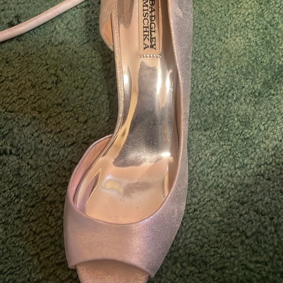 Elegant Silver and Crystal Embellished Clutch - Picture 2 of 6